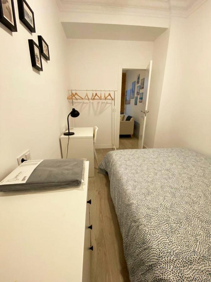 Malvarrosa Private Rooms In Shared Apartment Valencia Bagian luar foto